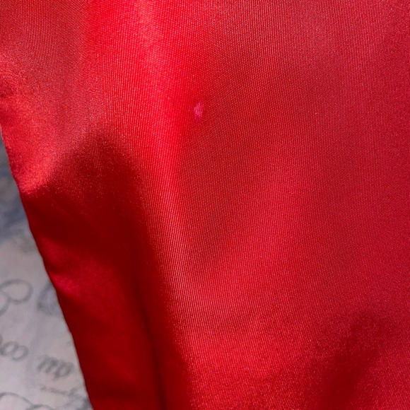 Red Prada pouch - Picture 7 of 8